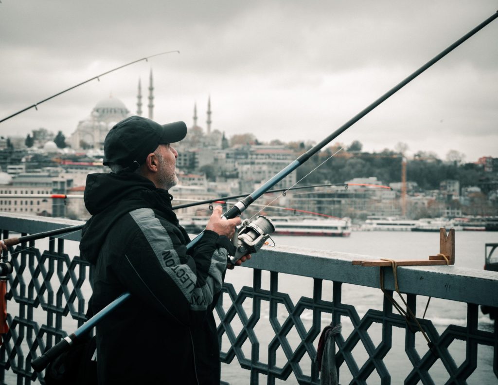 Guide on How to Catch the Biggest Fish Guide on How to Catch the Biggest Fish